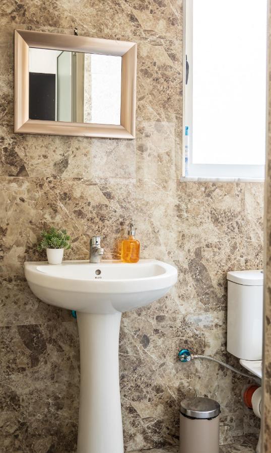 The Tropical House Tirana Apartment Luaran gambar